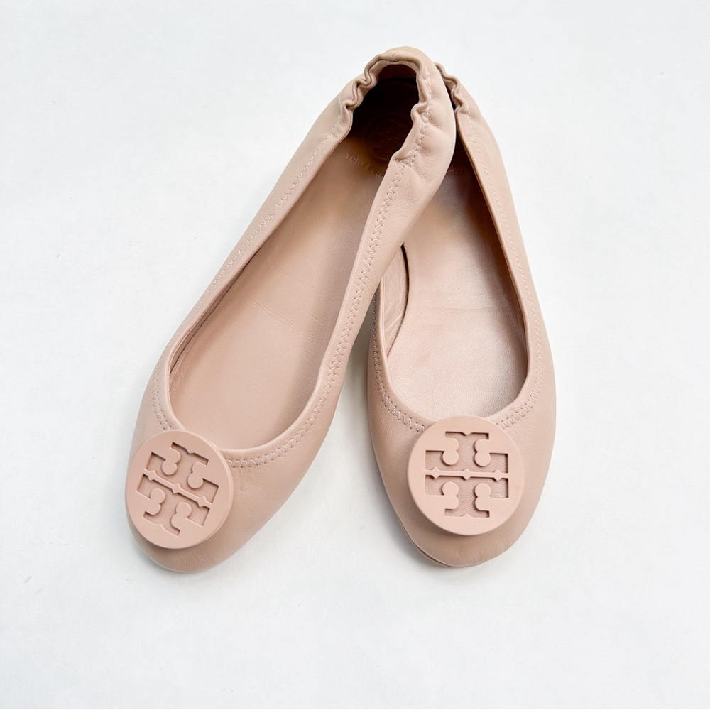 Tory Burch Minnie Leather Travel Logo Ballet Flats